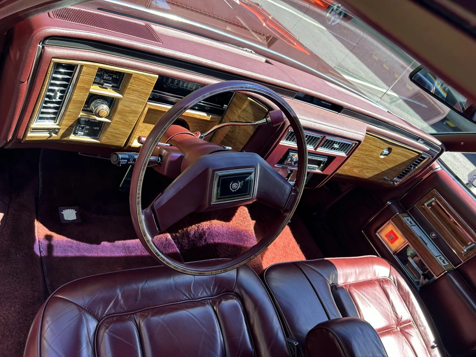 1983 Cadillac Fleetwood - Image 18 of 31