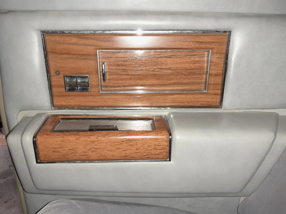 1982 Cadillac Fleetwood - Image 18 of 30