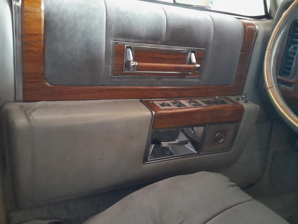1982 Cadillac Fleetwood - Image 16 of 30