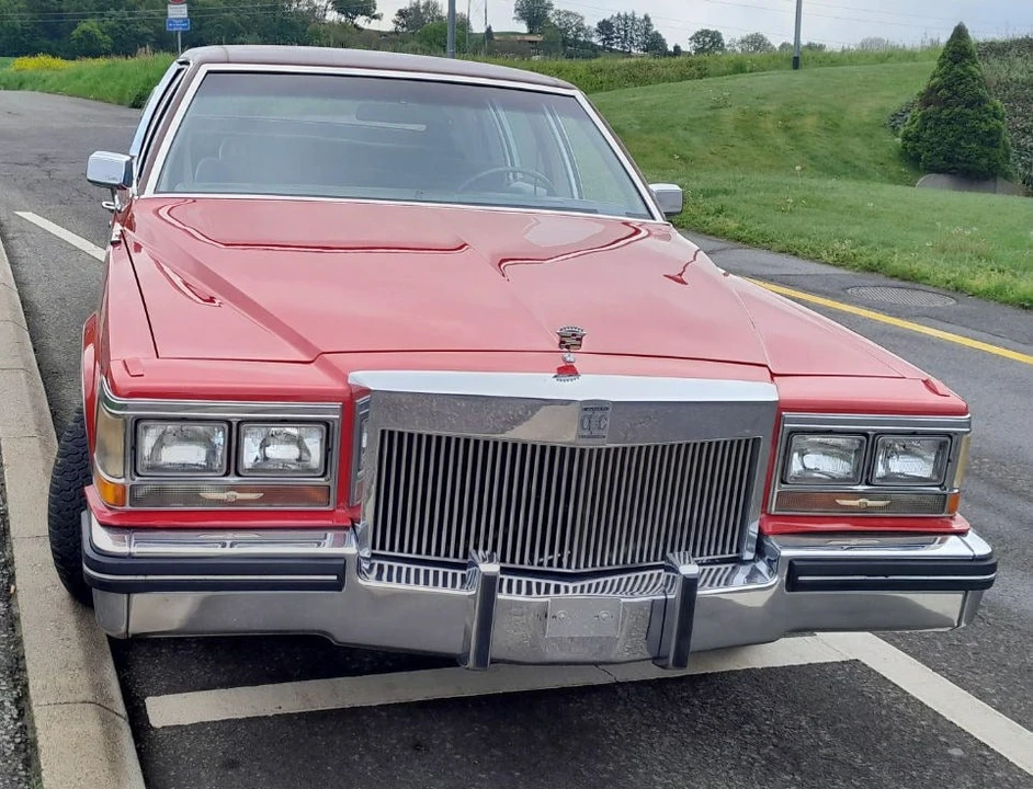 1982 Cadillac Fleetwood - Image 3 of 30