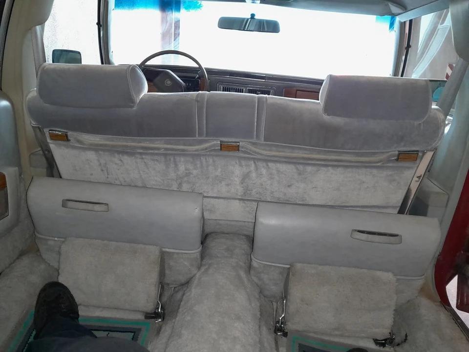 1982 Cadillac Fleetwood - Image 24 of 30
