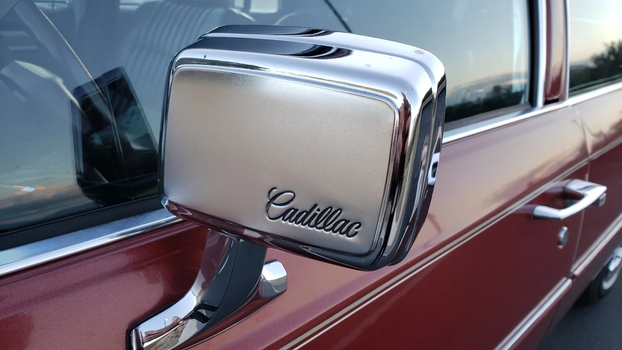 1983 Cadillac DeVille 5th Gen - Image 25 of 31