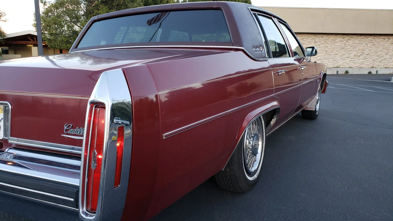1983 Cadillac DeVille 5th Gen - Image 18 of 31