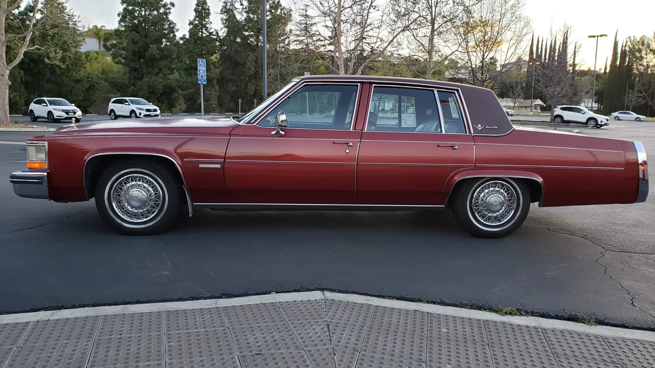 1983 Cadillac DeVille 5th Gen - Image 10 of 31