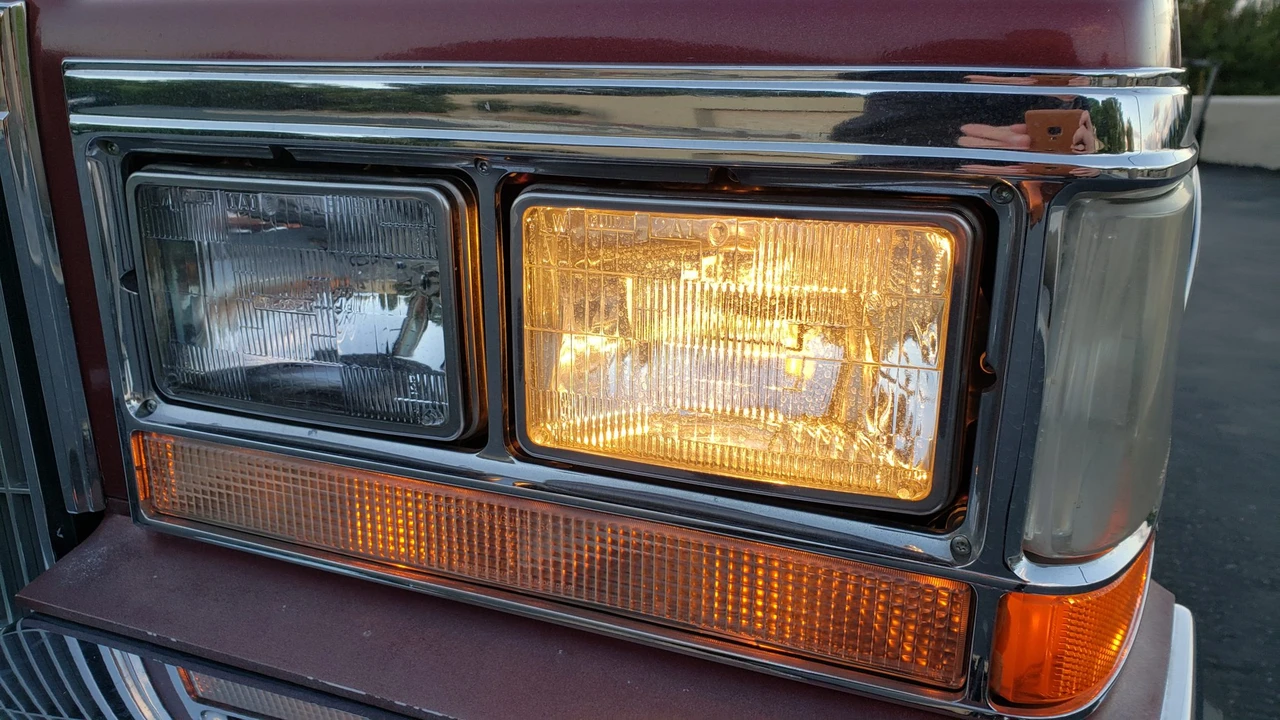 1983 Cadillac DeVille 5th Gen - Image 24 of 31