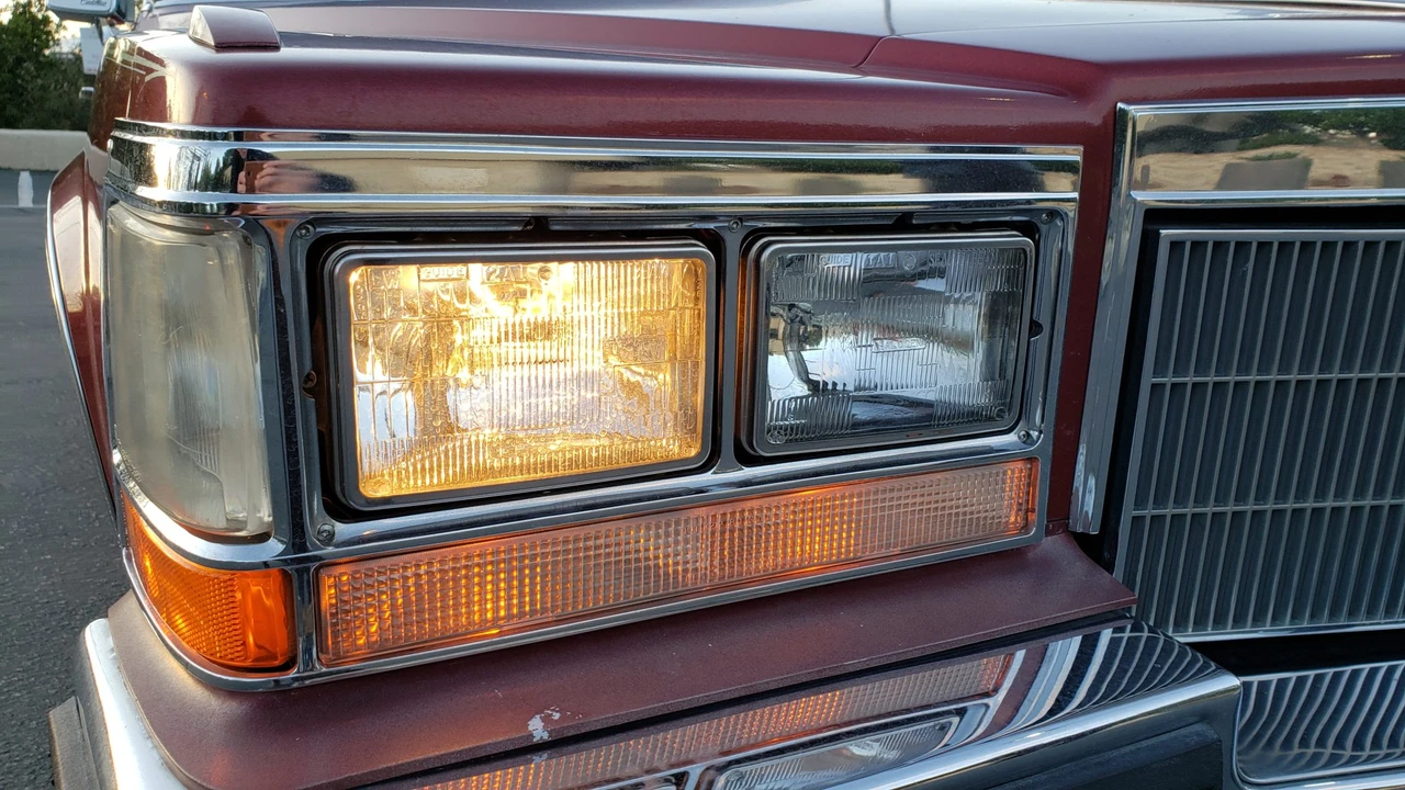 1983 Cadillac DeVille 5th Gen - Image 23 of 31