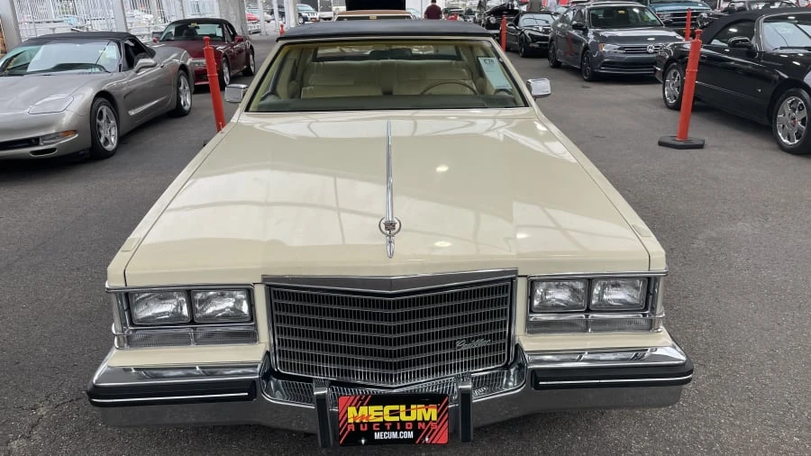 1983 Cadillac Seville - Image 3 of 7