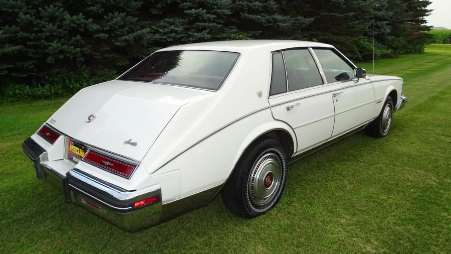 1983 Cadillac Seville - Image 8 of 24