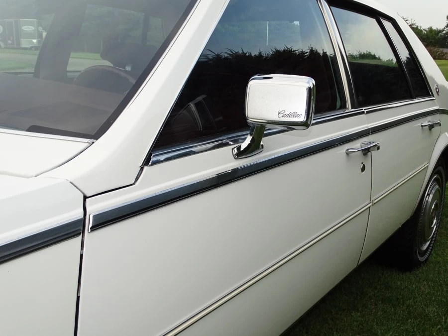 1983 Cadillac Seville - Image 3 of 24