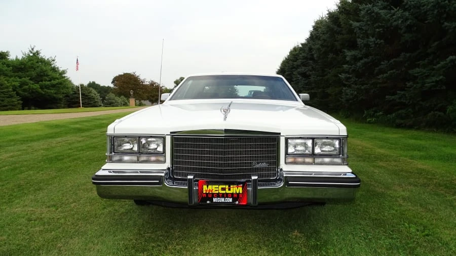 1983 Cadillac Seville - Image 7 of 24