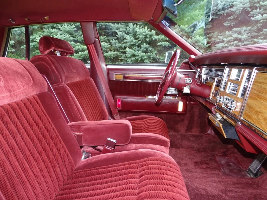 1983 Cadillac Seville - Image 14 of 24