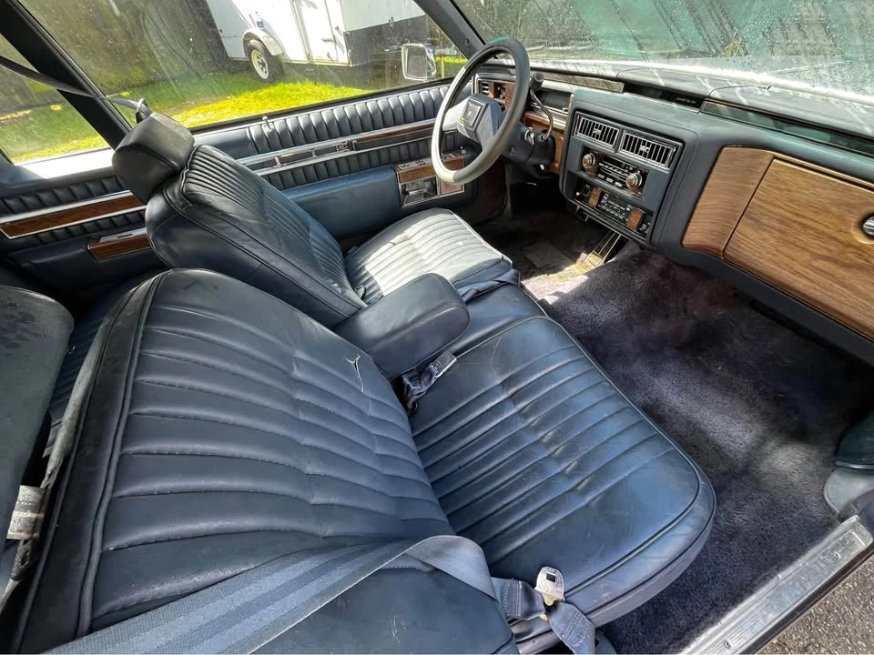 1983 Cadillac DeVille 5th Gen - Image 6 of 7