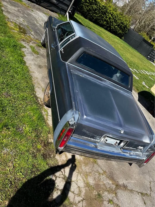 1983 Cadillac DeVille 5th Gen - Image 5 of 7