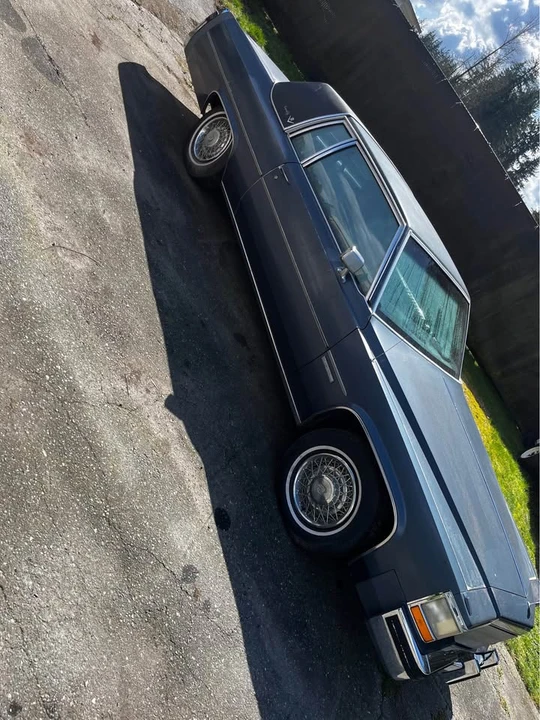 1983 Cadillac DeVille 5th Gen - Image 2 of 7