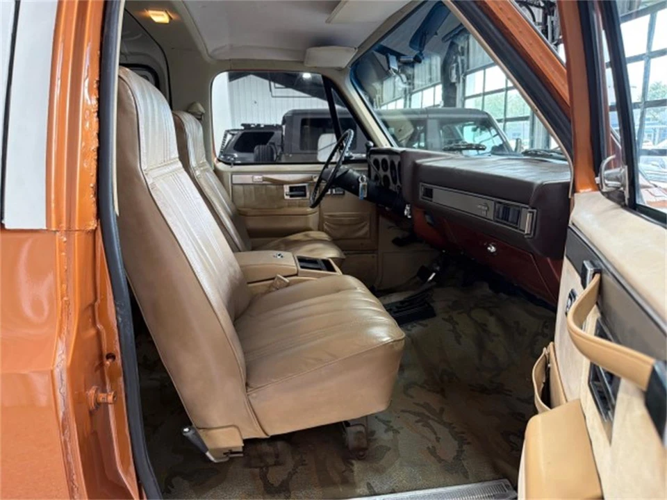 1983 Chevrolet K5 Blazer 2nd Gen - Image 13 of 31