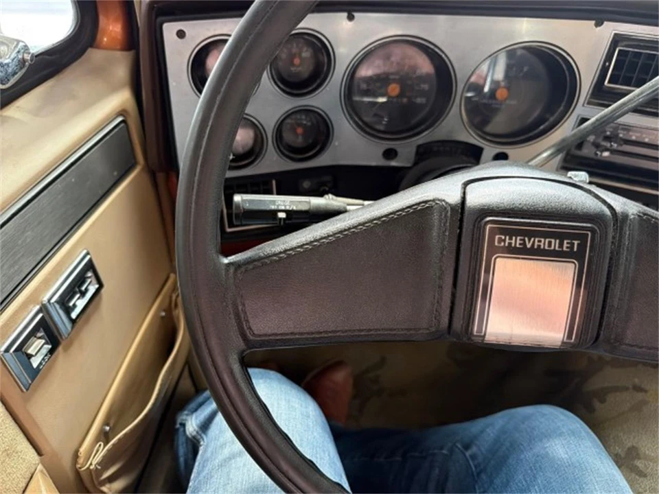 1983 Chevrolet K5 Blazer 2nd Gen - Image 25 of 31