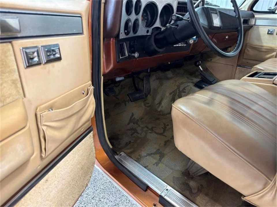 1983 Chevrolet K5 Blazer 2nd Gen - Image 8 of 31