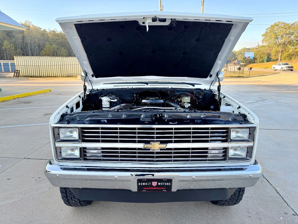 1983 Chevrolet K5 Blazer 2nd Gen - Image 11 of 21