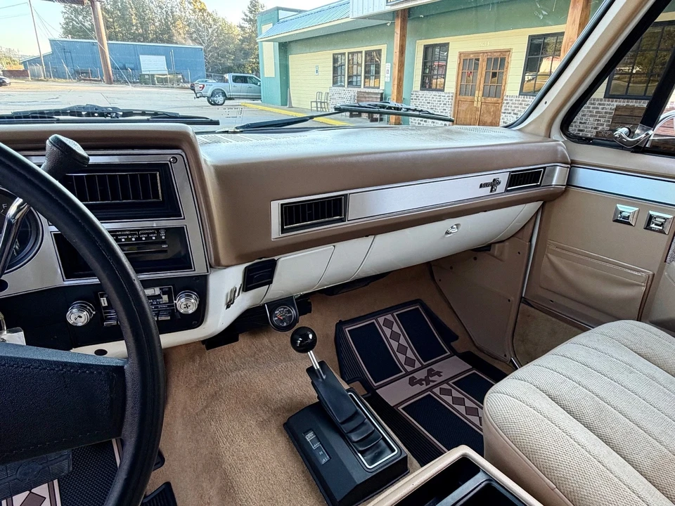 1983 Chevrolet K5 Blazer 2nd Gen - Image 18 of 21