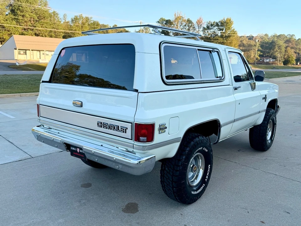 1983 Chevrolet K5 Blazer 2nd Gen - Image 6 of 21