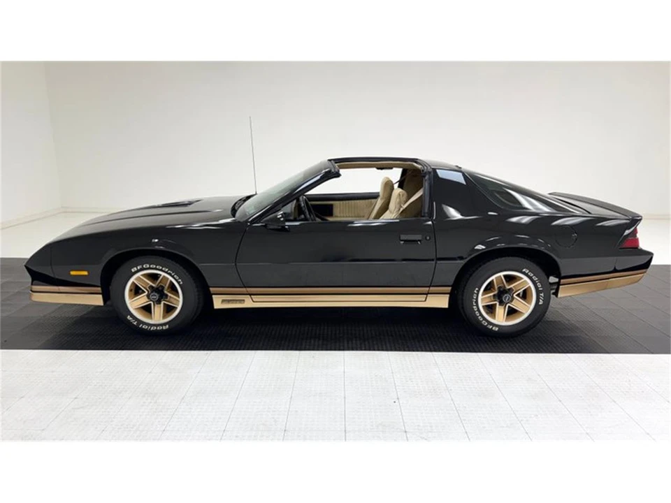 1983 Chevrolet Camaro 3rd Gen - Image 4 of 31