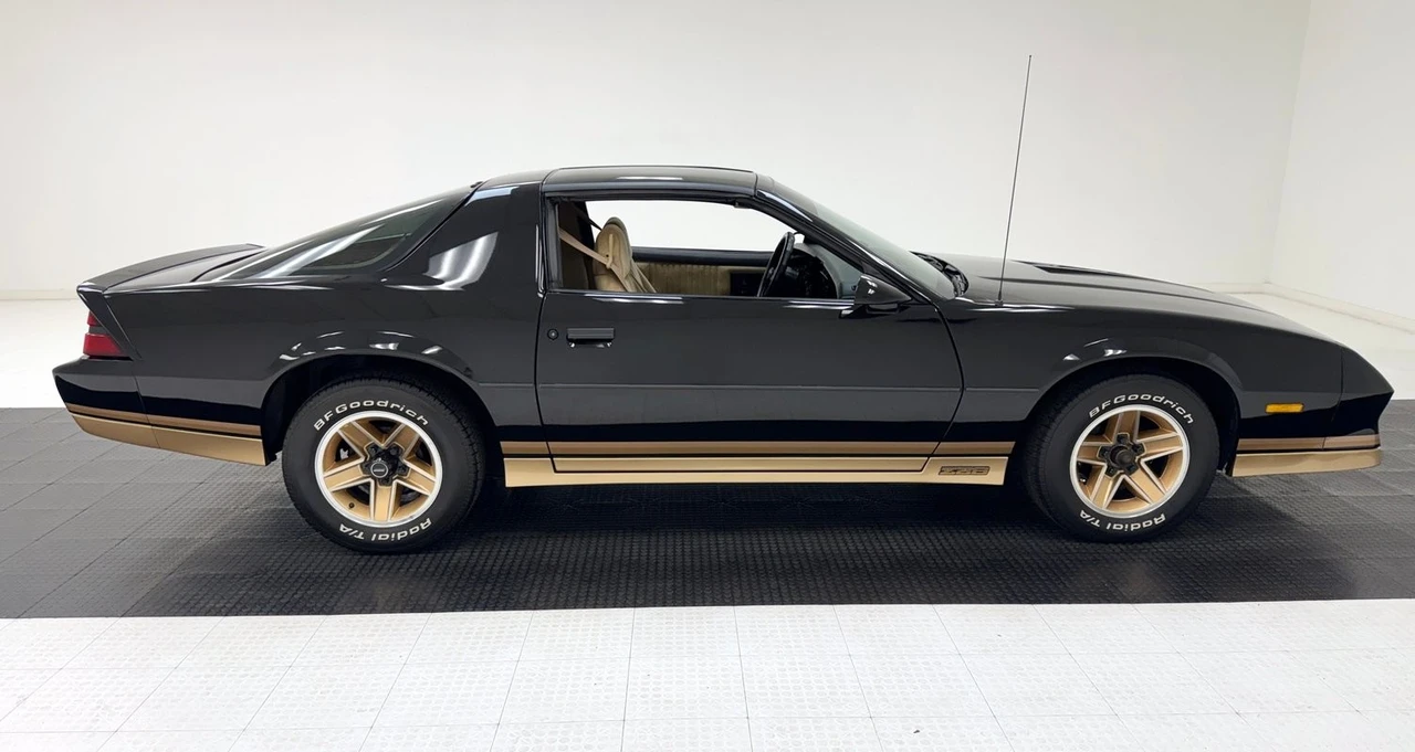 1983 Chevrolet Camaro IROC-Z & Z28 3rd Gen - Image 7 of 31