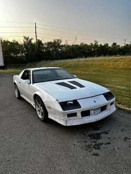 1983 Chevrolet Camaro Z28 w/Iroc body kit