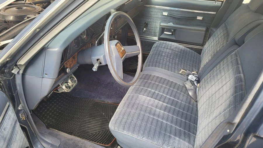 1983 Chevrolet Caprice - Image 5 of 10