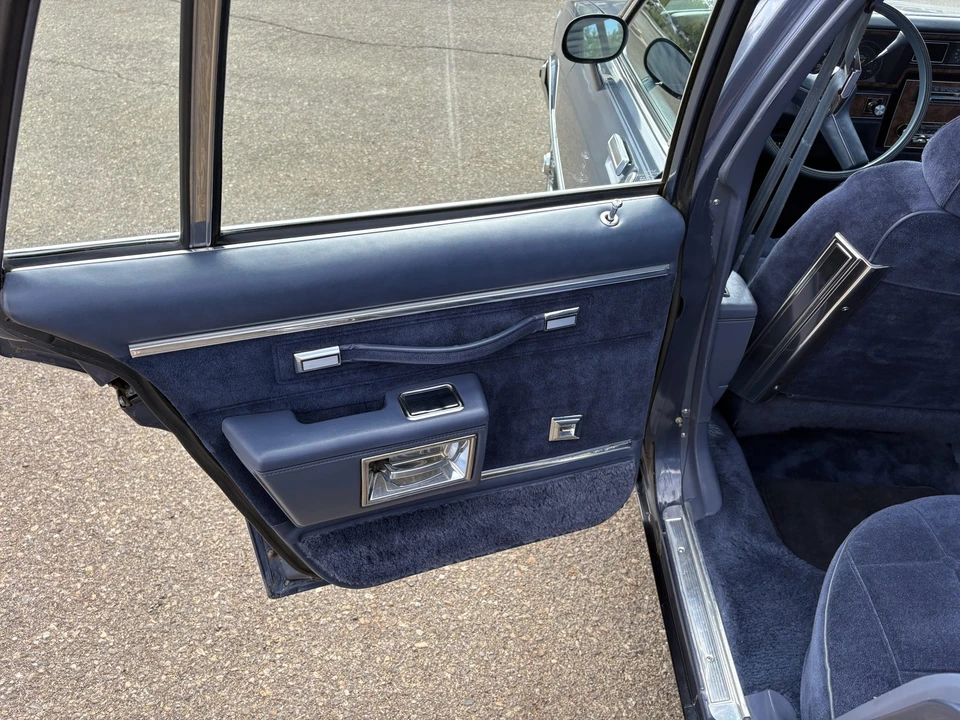 1983 Chevrolet Caprice - Image 29 of 31