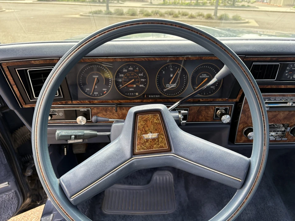 1983 Chevrolet Caprice - Image 23 of 31