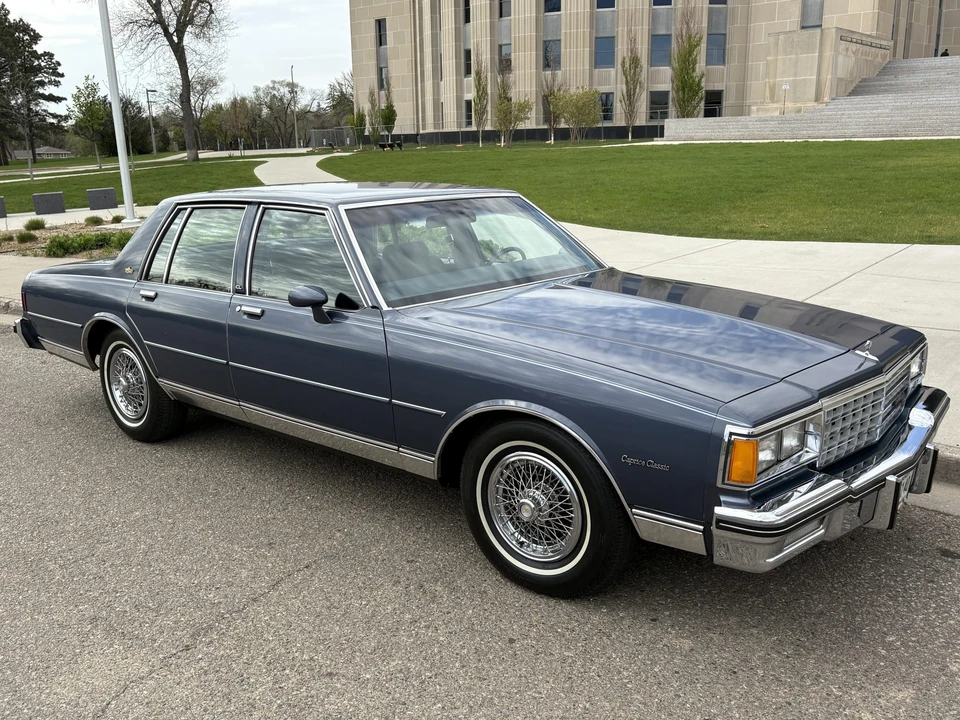 1983 Chevrolet Caprice - Image 3 of 31