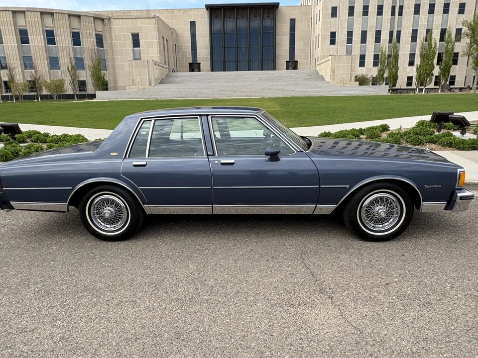 1983 Chevrolet Caprice - Image 15 of 31