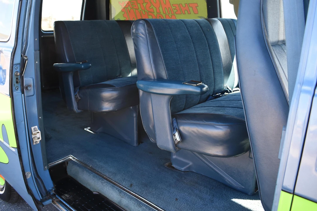 1983 Chevrolet G-Series Van - Image 24 of 31