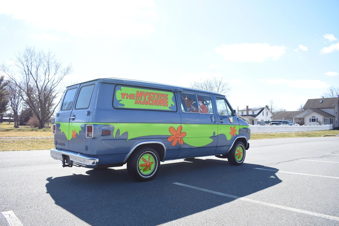 1983 Chevrolet G-Series Van - Image 8 of 31