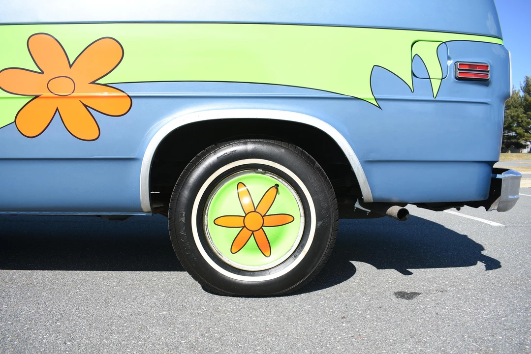 1983 Chevrolet G-Series Van - Image 19 of 31