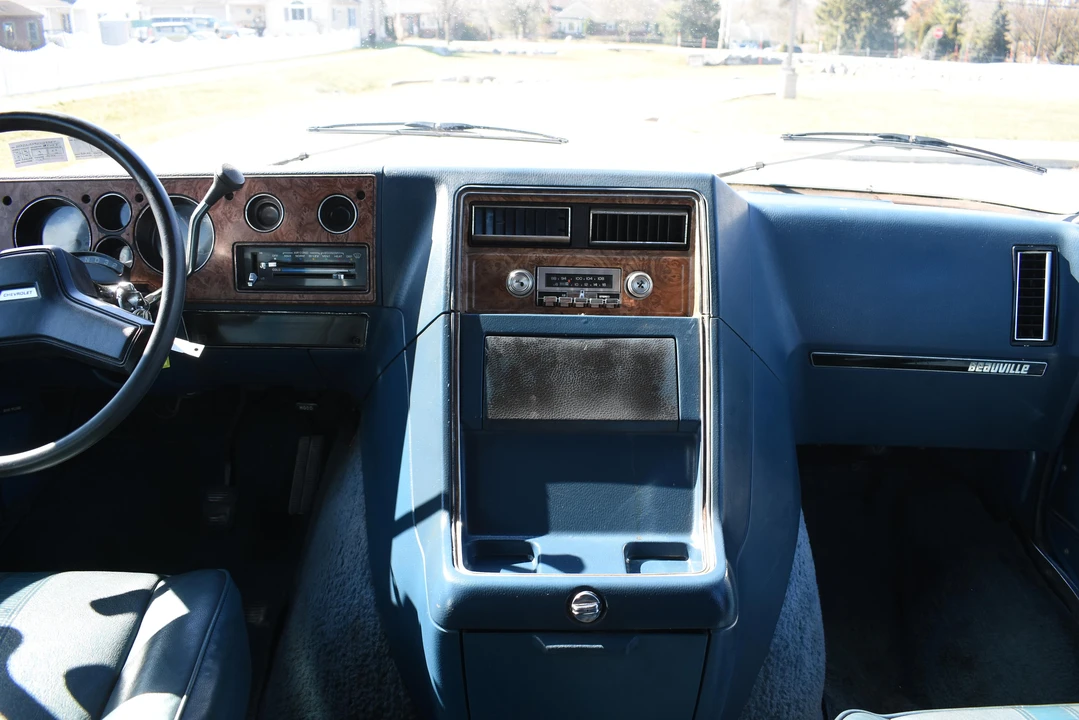 1983 Chevrolet G-Series Van - Image 30 of 31