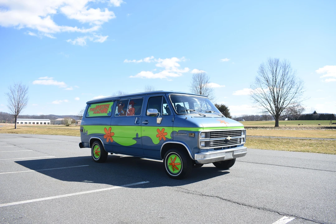 1983 Chevrolet G-Series Van - Image 10 of 31
