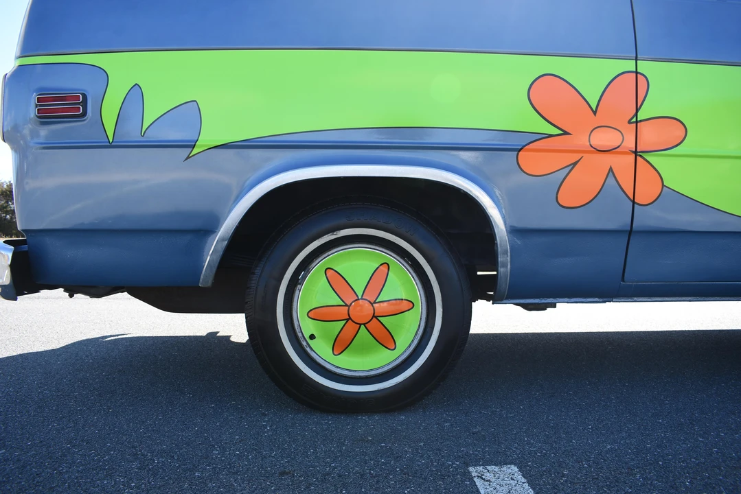 1983 Chevrolet G-Series Van - Image 20 of 31