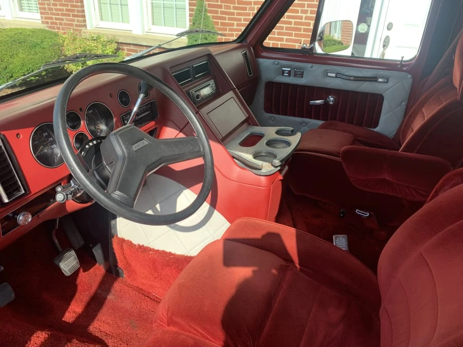 1983 Chevrolet G-Series Van - Image 4 of 9