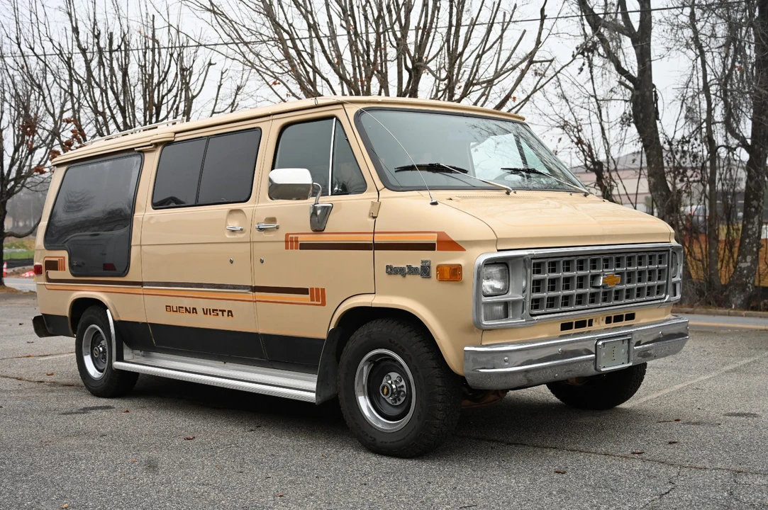 1983 Chevrolet G-Series Van - Image 3 of 21
