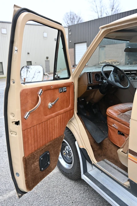 1983 Chevrolet G-Series Van - Image 12 of 21