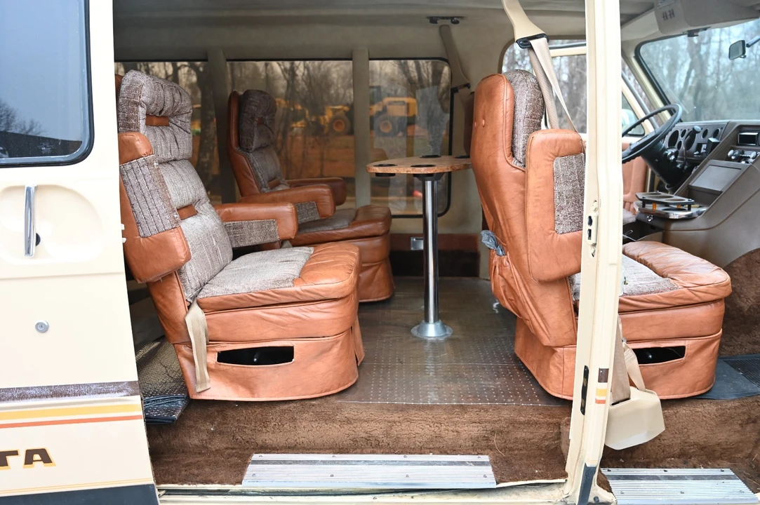 1983 Chevrolet G-Series Van - Image 17 of 21