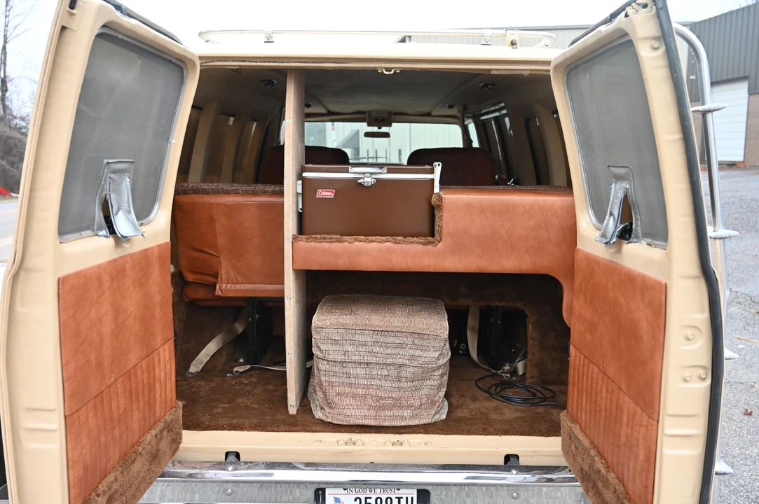 1983 Chevrolet G-Series Van - Image 9 of 21
