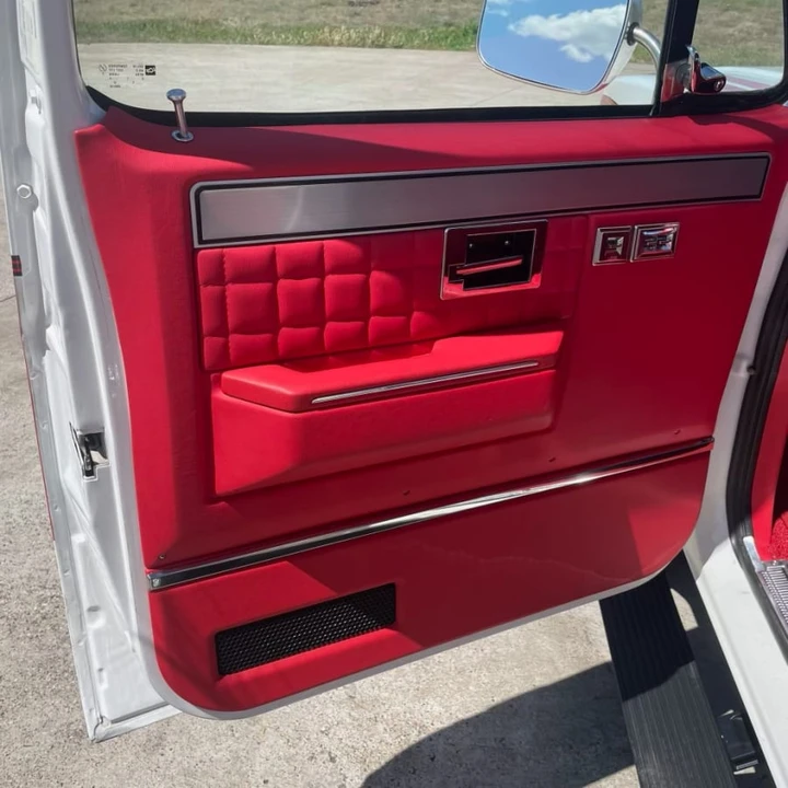 1983 Chevrolet K5 Blazer 2nd Gen - Image 11 of 18