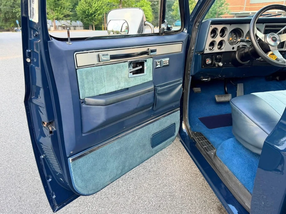 1983 Chevrolet - Image 17 of 27