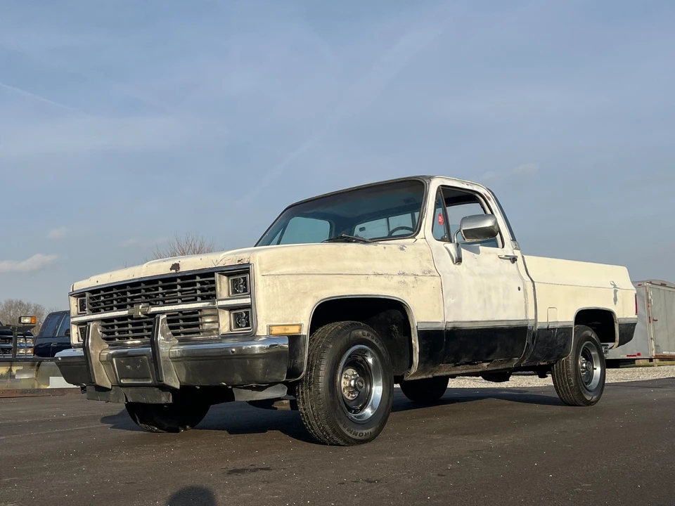 1983 Chevrolet C/K - Image 2 of 31