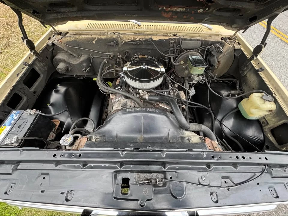 1983 Chevrolet Silverado - Image 11 of 12
