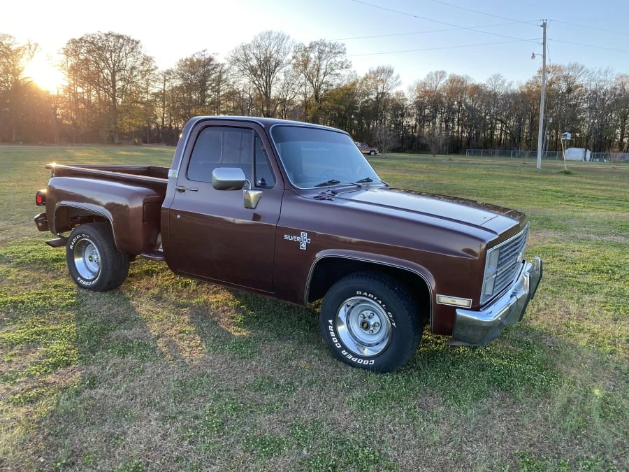 1983 Chevrolet Silverado - Image 7 of 8