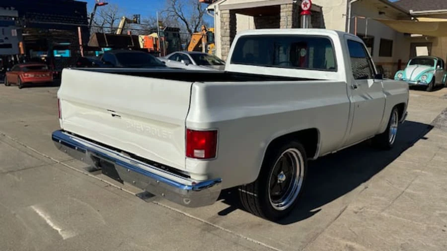 1983 Chevrolet Silverado - Image 3 of 16