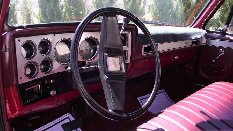 1983 Chevrolet Silverado - Image 4 of 11